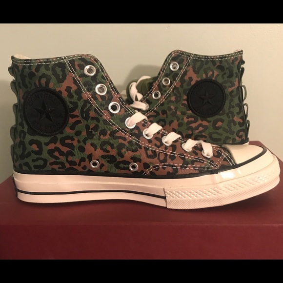 camo converse shoes mens